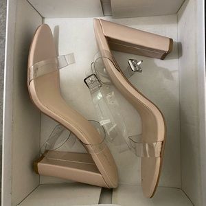 🛍️ NUDE CLEAR HEELS GOES WITH EVERYTHING AND COMFORTABLE